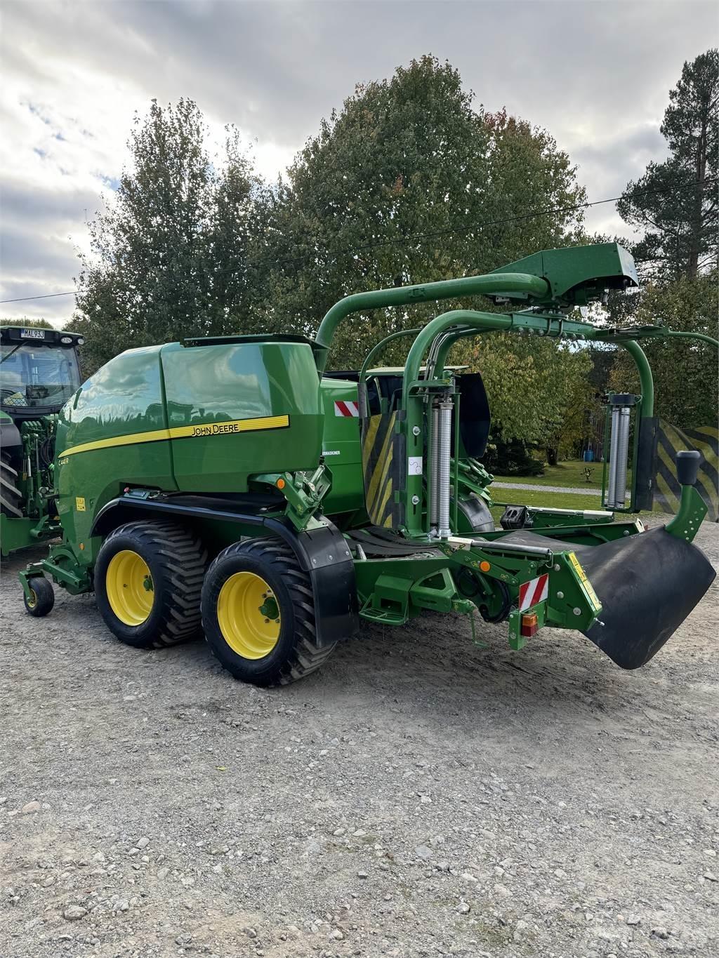 John Deere C441R boggie Autres matériels de fenaison