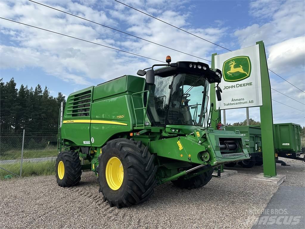 John Deere T550 Moissonneuse batteuse