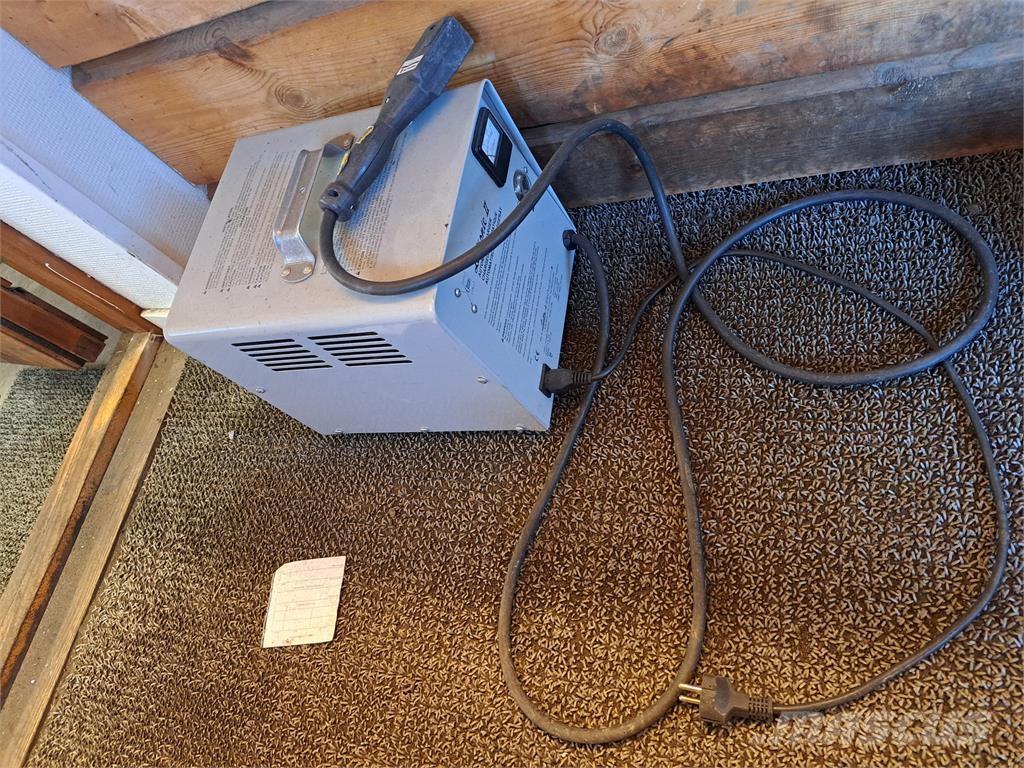 John Deere TE Gator Tondeuses montées