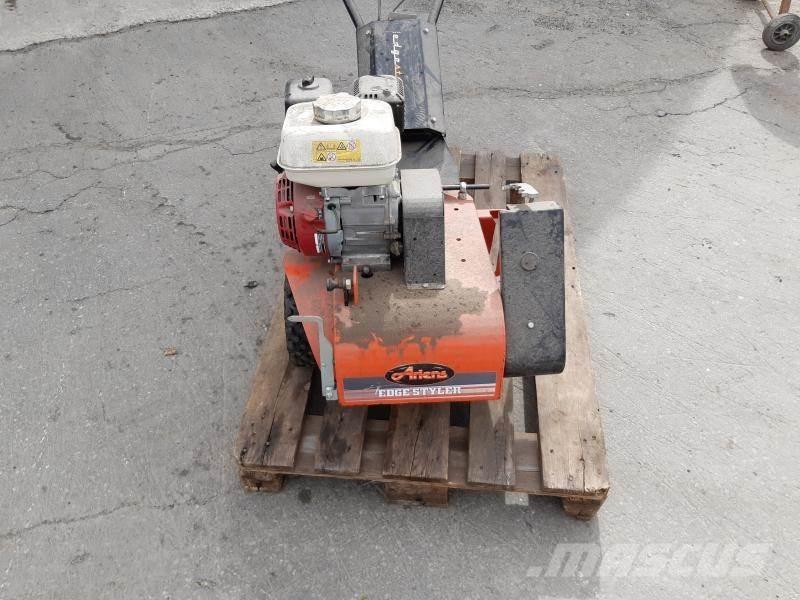  KANTSKÄRARE ARIENS Herse rotative, rotavator