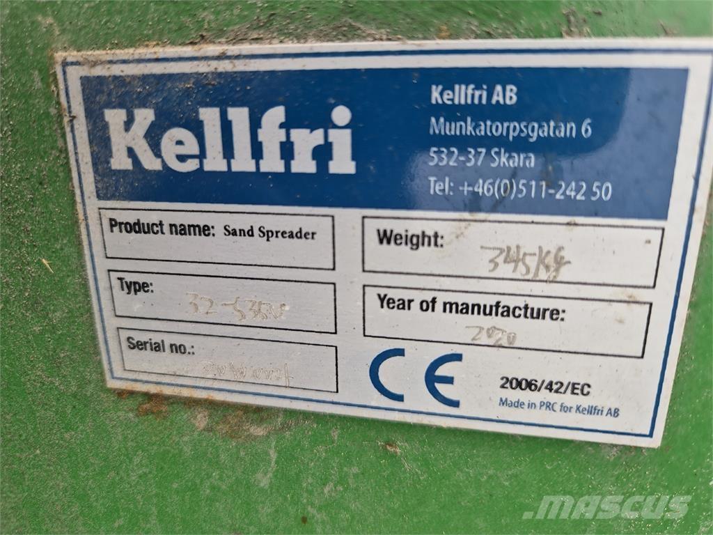 Kellfri SANDSPRIDARE Sableuse et saleuse
