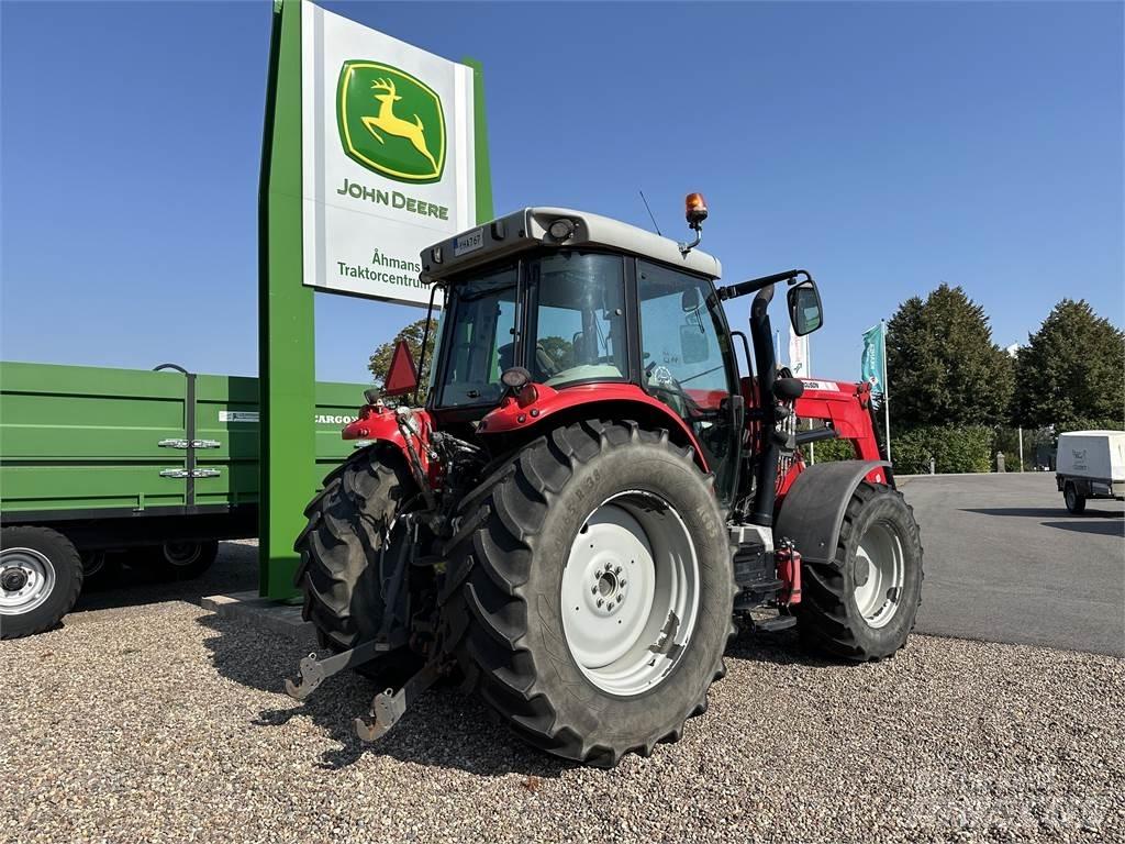 Massey Ferguson 5712 Tracteur