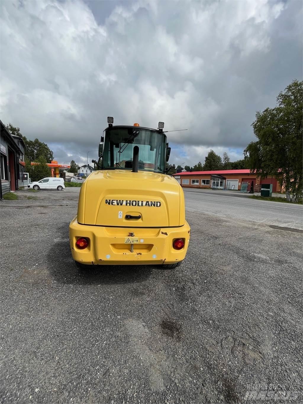 New Holland W70C Chargeuse sur pneus