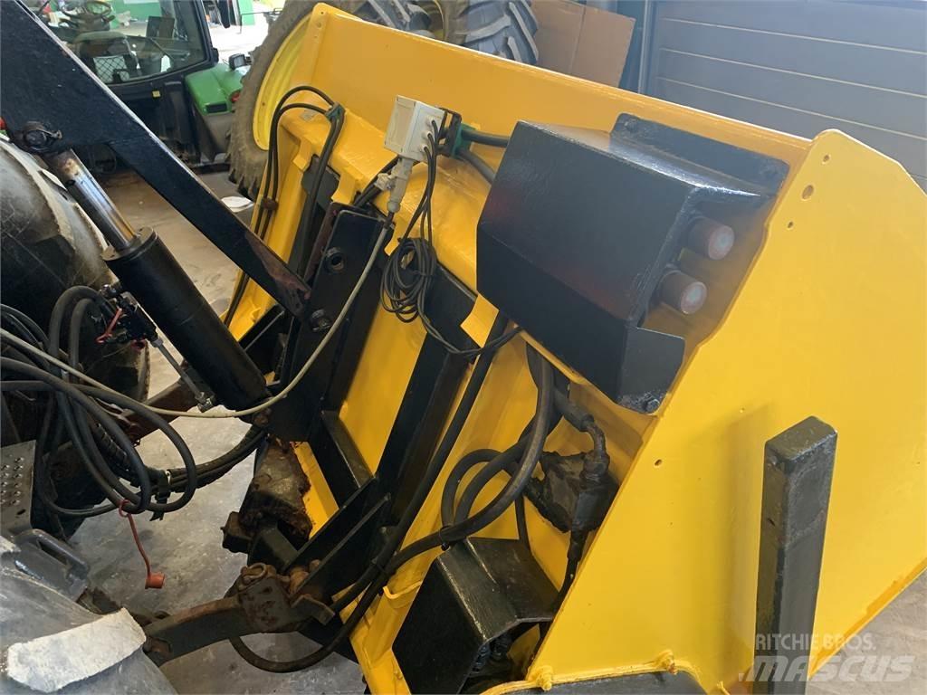 Optimal DS 1300 Sableuse et saleuse
