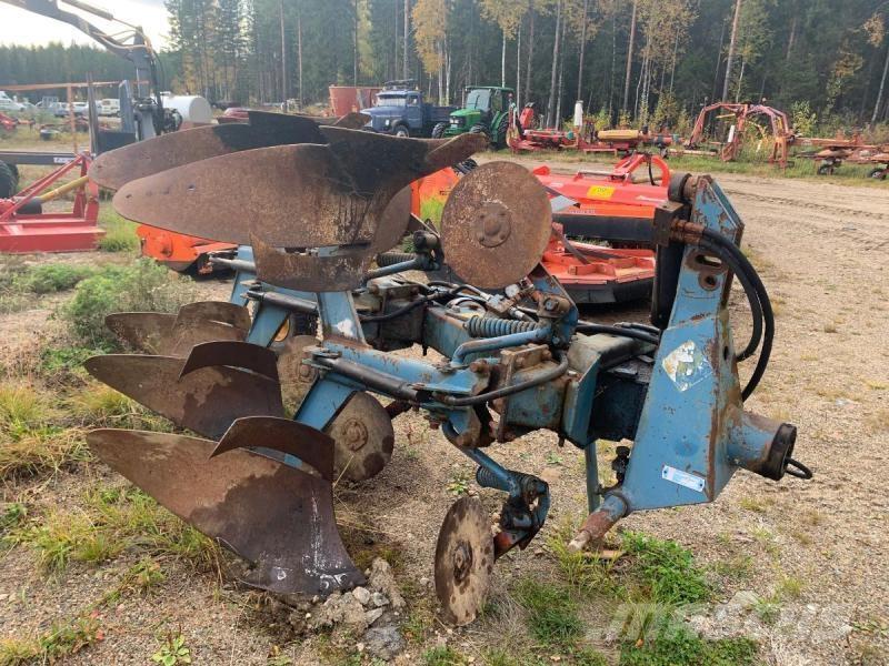 Överum Växelplog 3-skär Charrue réversible