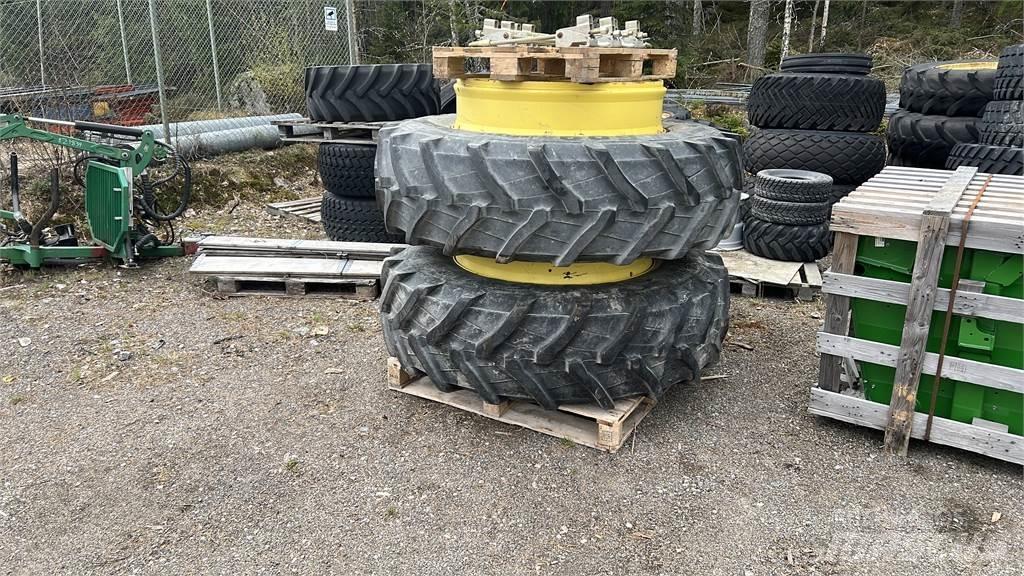 Trelleborg 520/85R42 Pneus, roues et jantes