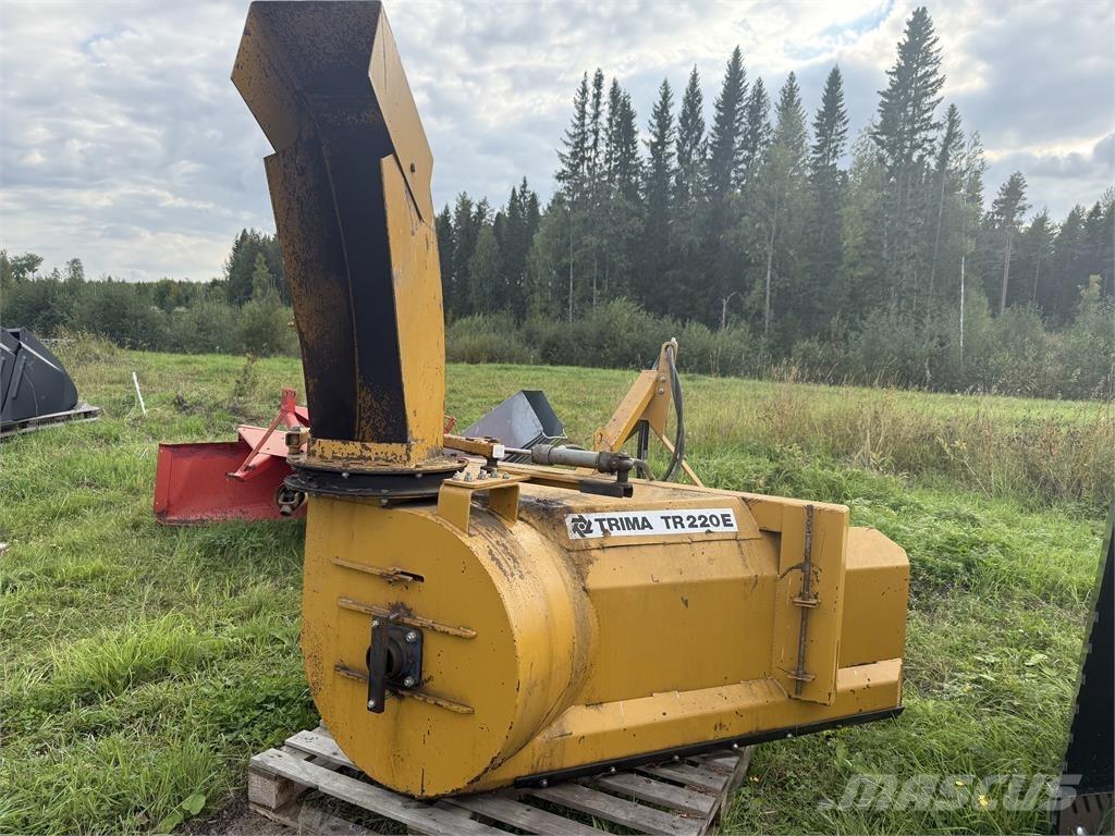 Trima TR220E Autres équipements pour route et neige