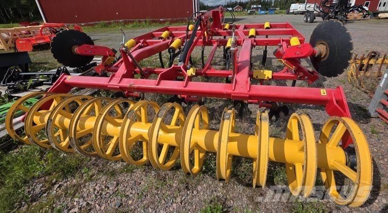 Väderstad Cultus 300 Autres outils de préparation du sol