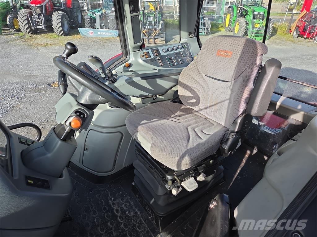 Valtra N121 Tracteur
