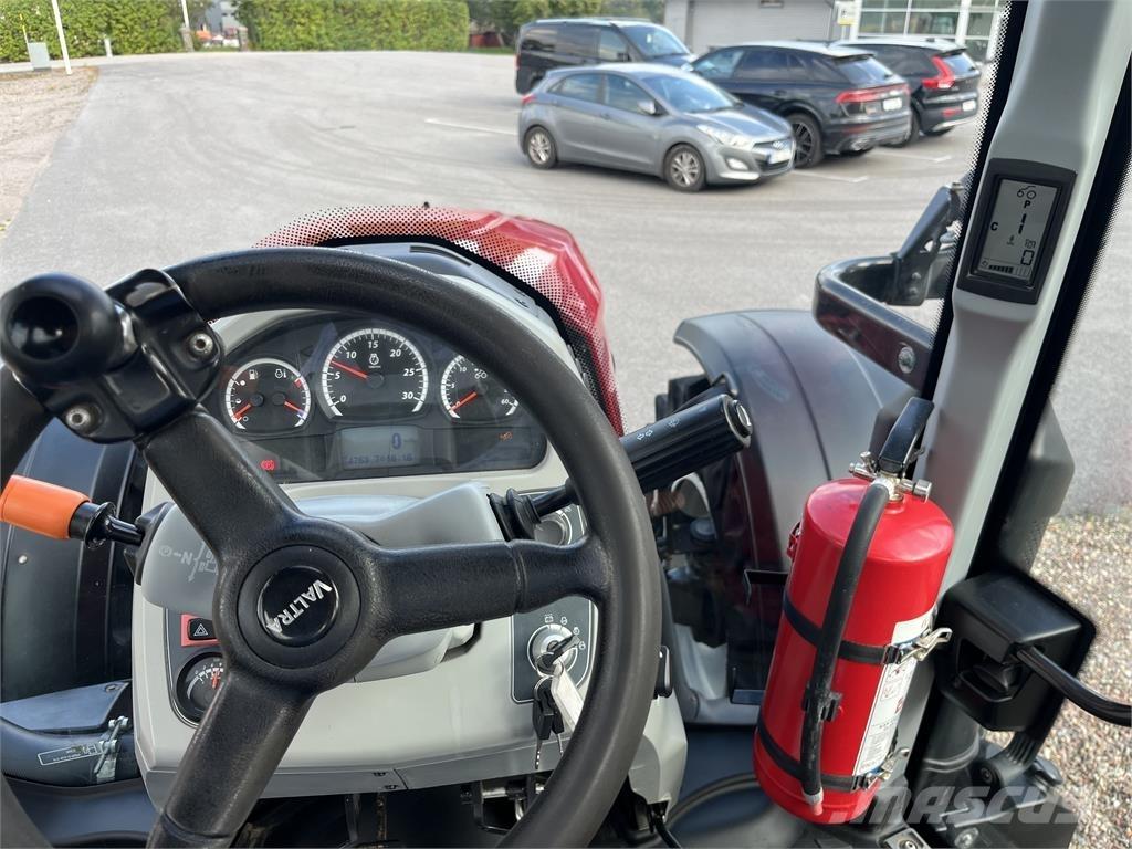 Valtra N174 Tracteur