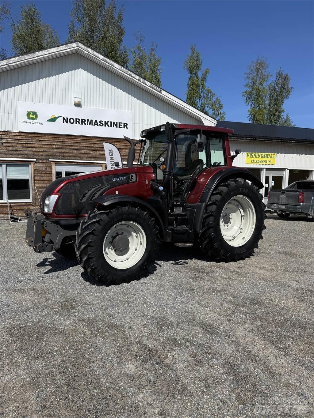 Valtra T203 Direct Tracteur