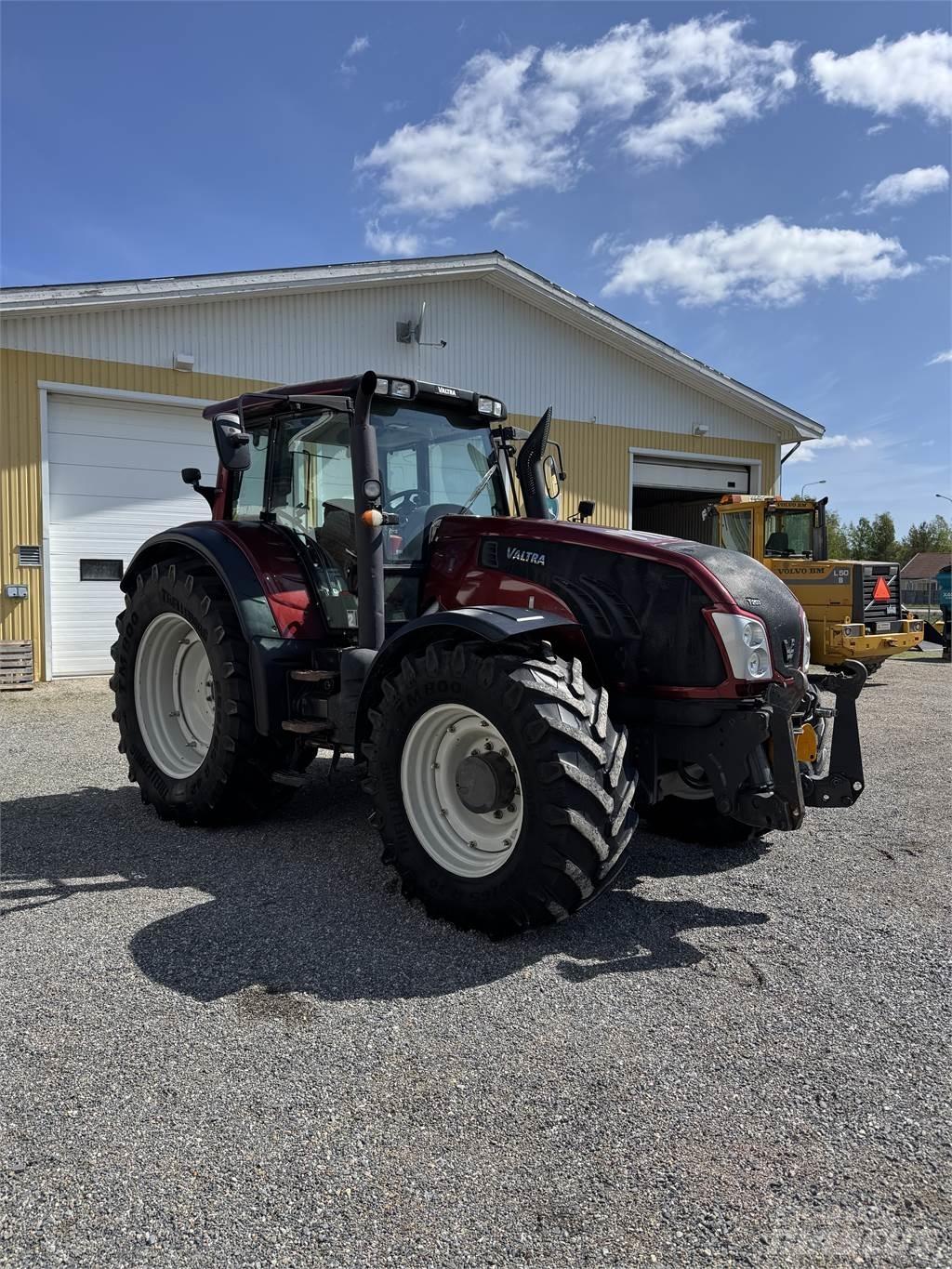 Valtra T203 Direct Tracteur