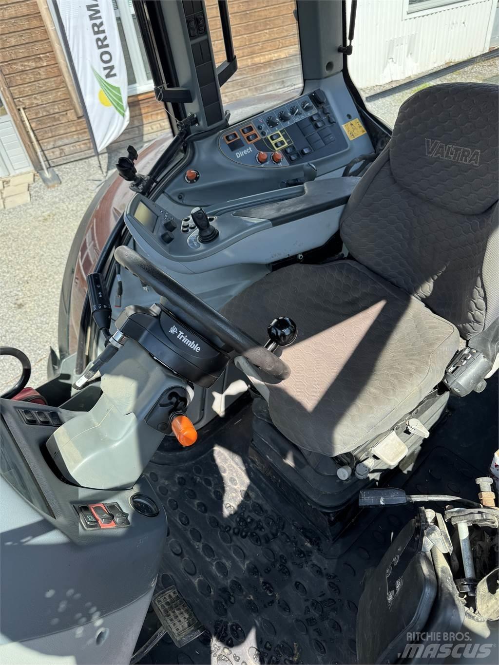 Valtra T203 Direct Tracteur