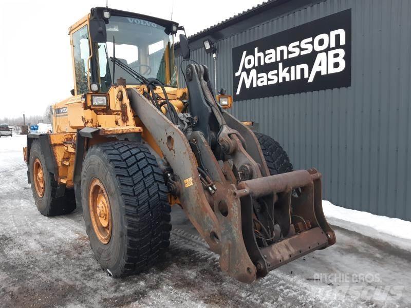 Volvo L90C Chargeuse sur pneus