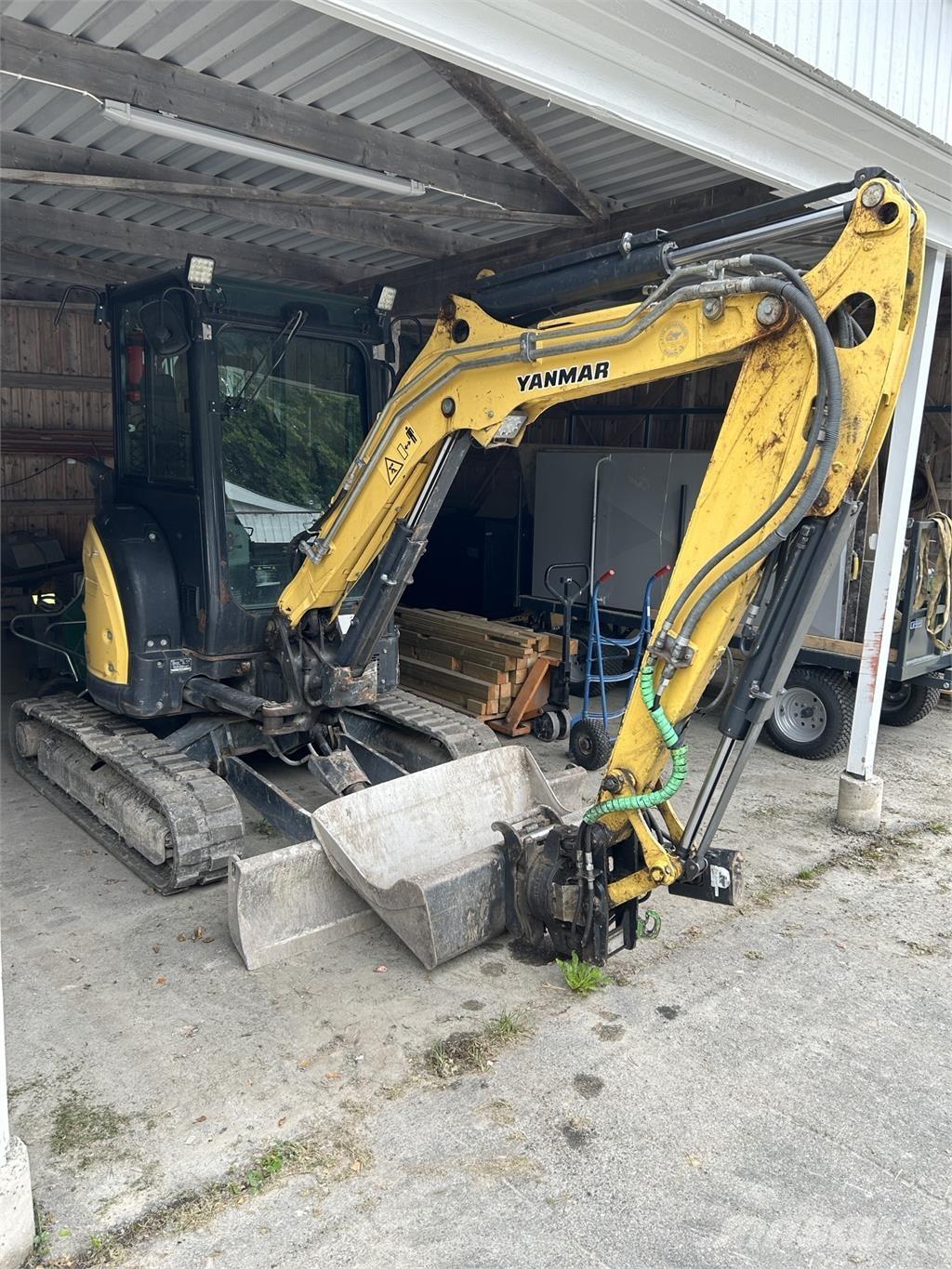 Yanmar VIO 38 GRÄVARE Chargeuse sur pneus