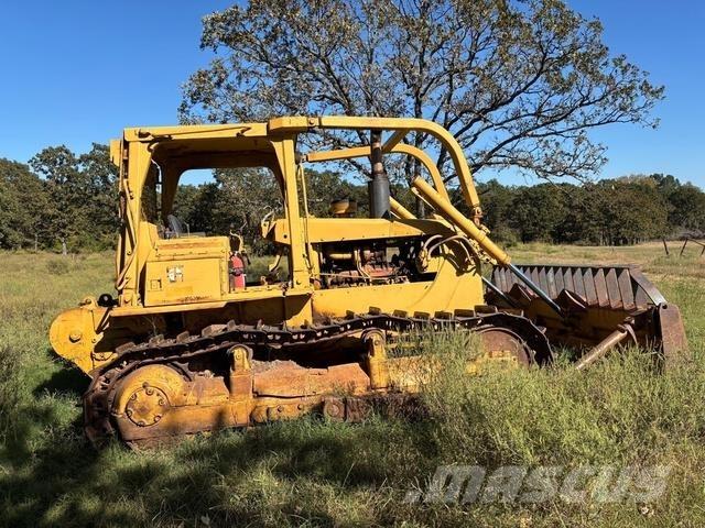 CAT D6D Bouteurs sur chenilles
