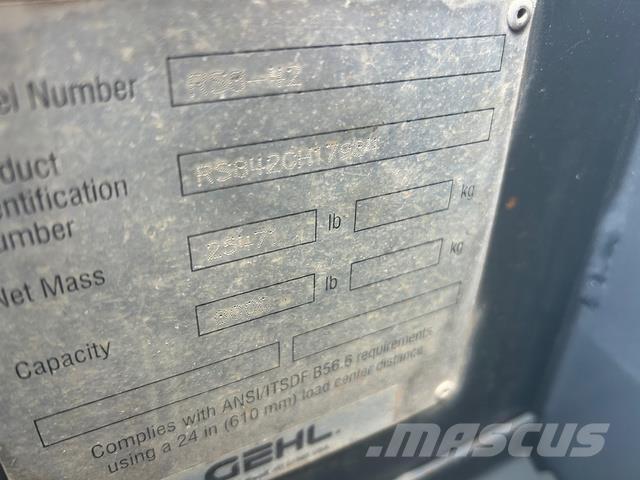 Gehl RS8-42 Chariot télescopique