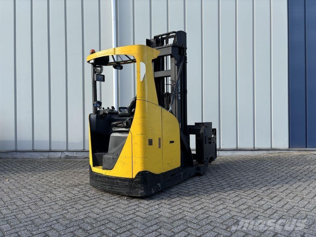 BT VRE150 Chariot à mât rétractable
