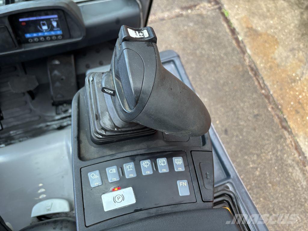 Jungheinrich EFG 216k Chariots élévateurs électriques