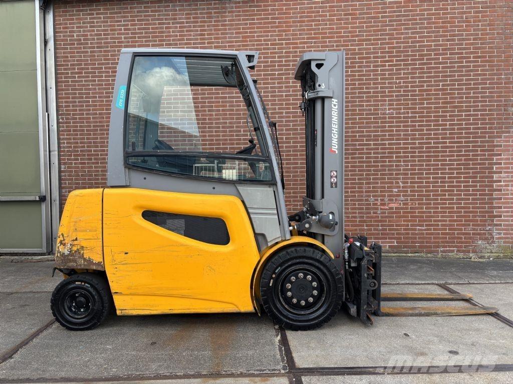 Jungheinrich EFG535K Chariots élévateurs électriques