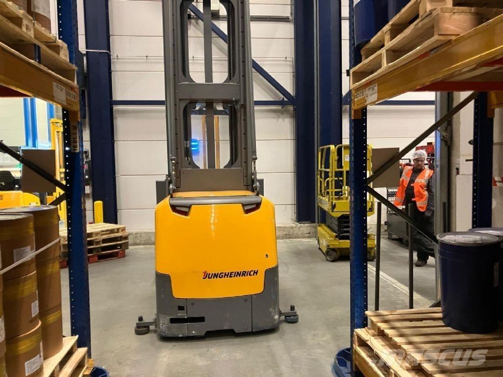 Jungheinrich EKX 516 Préparateur de commande haute levée