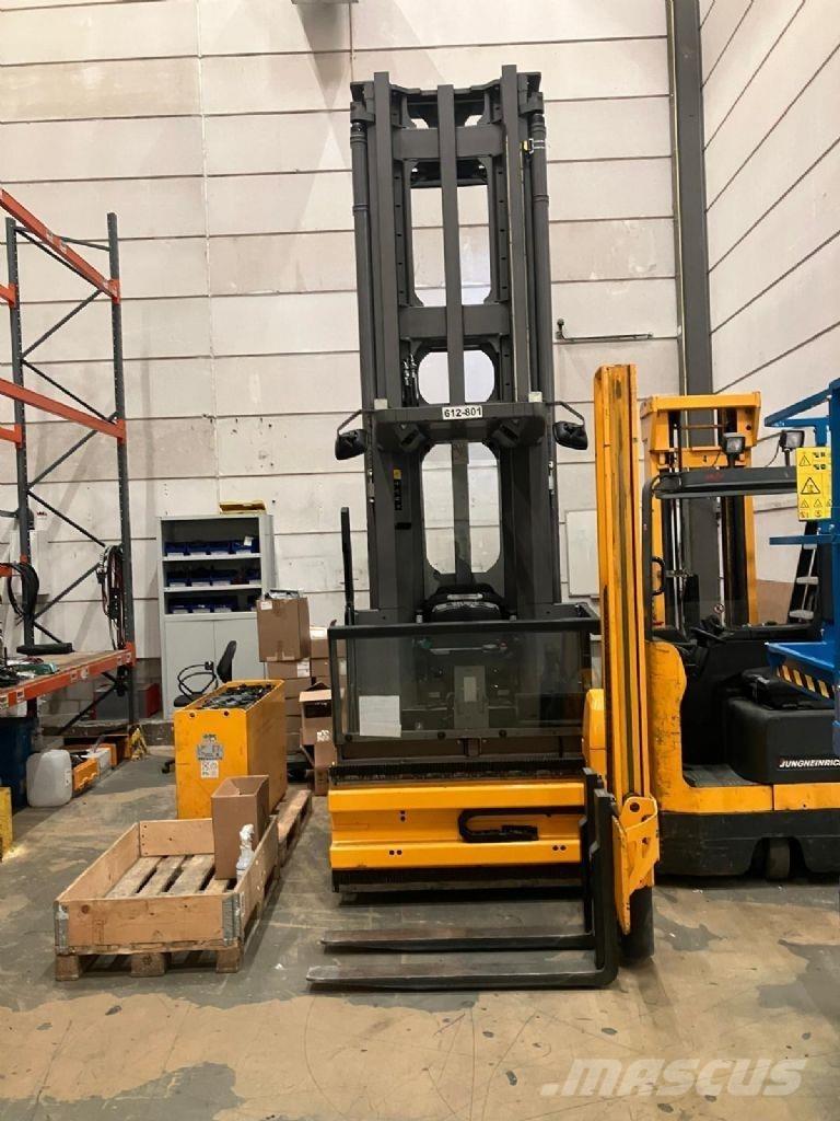 Jungheinrich EKX 516K Préparateur de commande haute levée