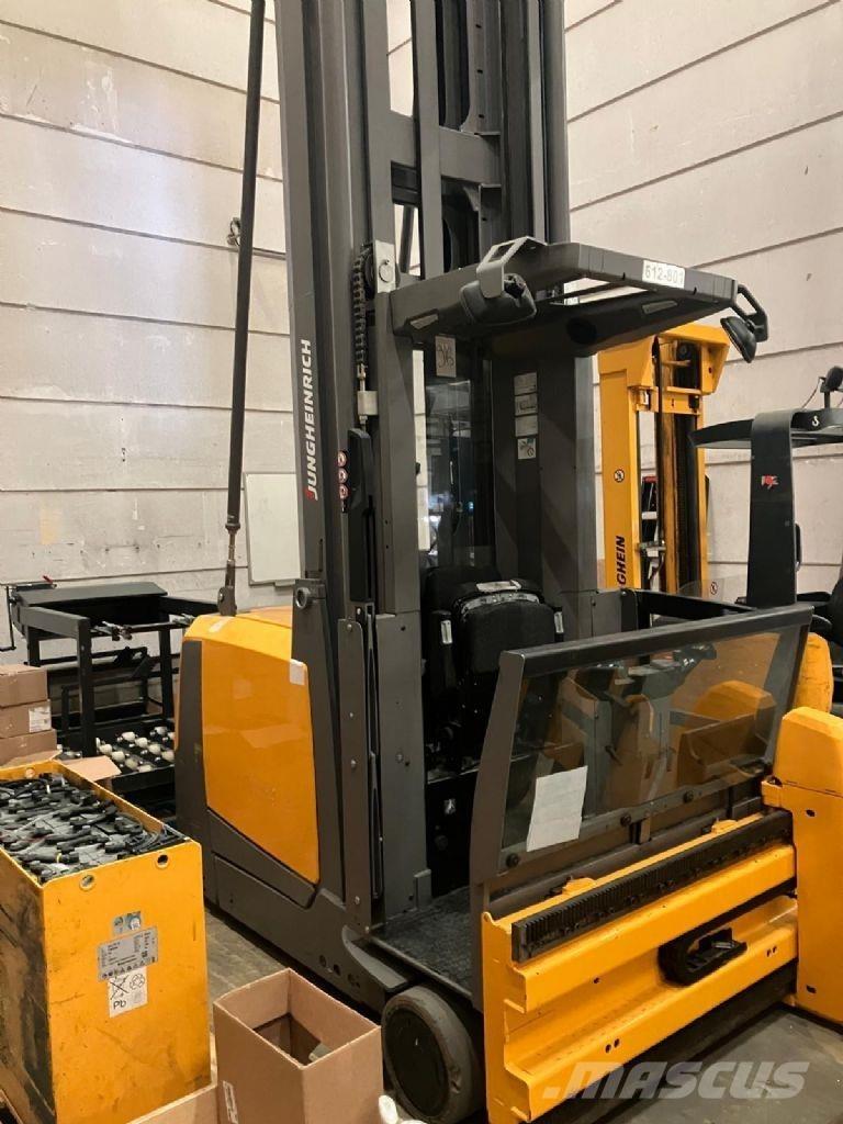 Jungheinrich EKX 516K Préparateur de commande haute levée