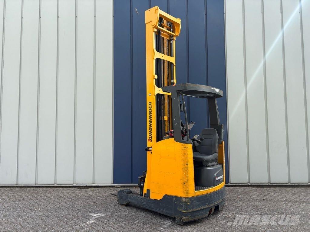 Jungheinrich ETV 216 Chariot à mât rétractable