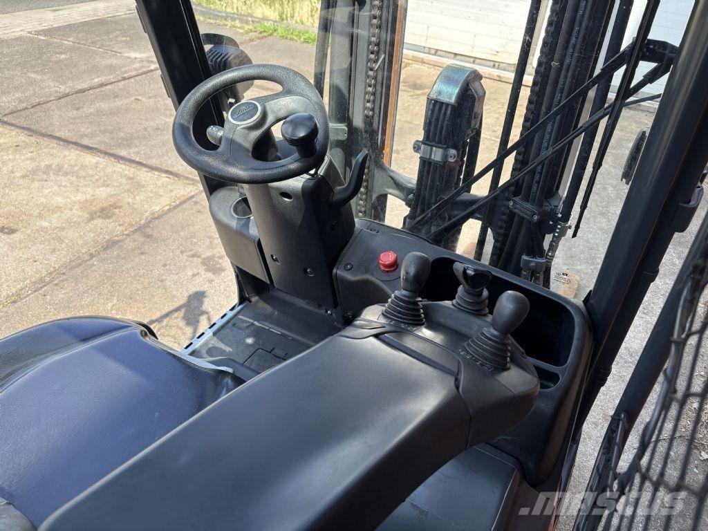 Linde E14-02 Chariots élévateurs électriques