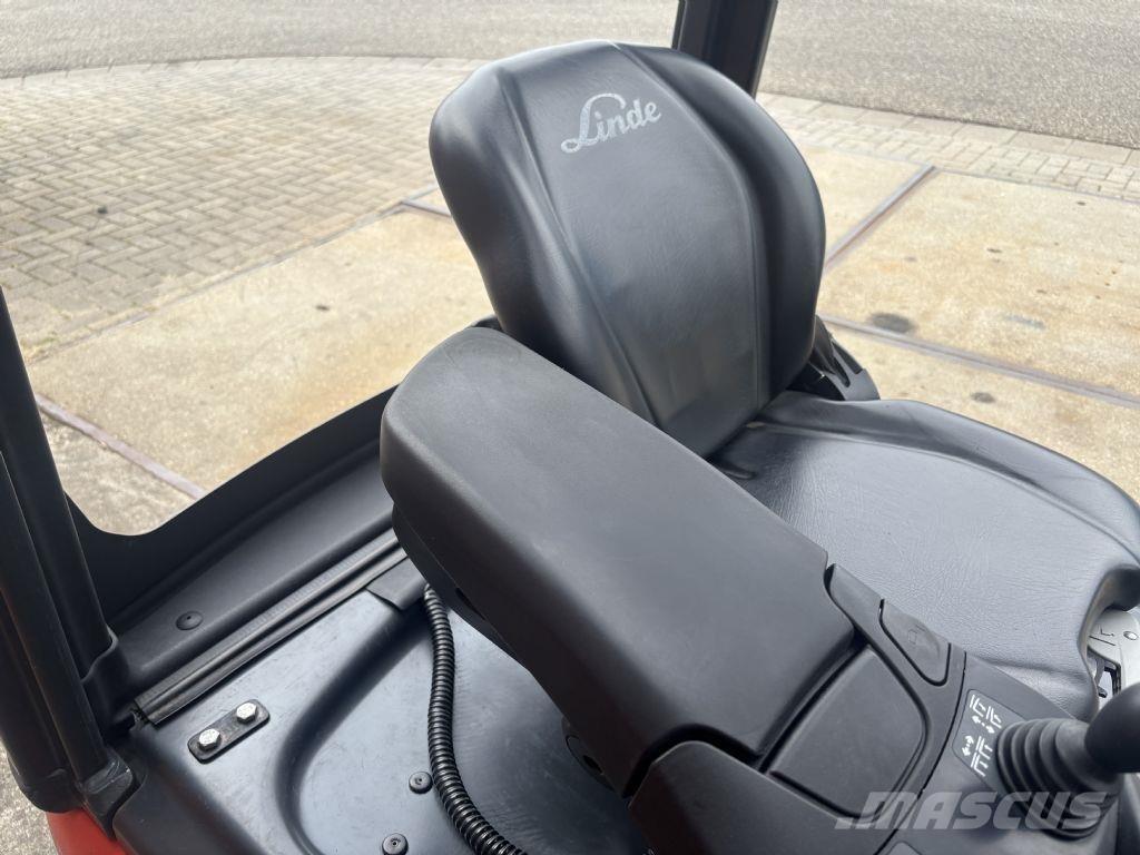 Linde E15-02 Chariots élévateurs électriques