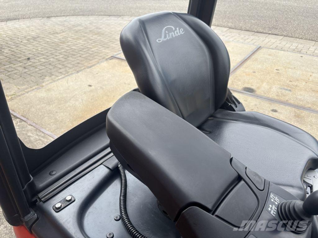 Linde E15-02 Chariots élévateurs électriques