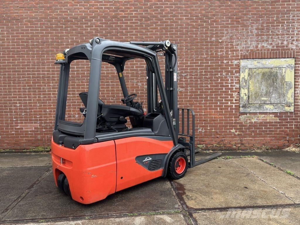 Linde E18-02 Chariots élévateurs électriques