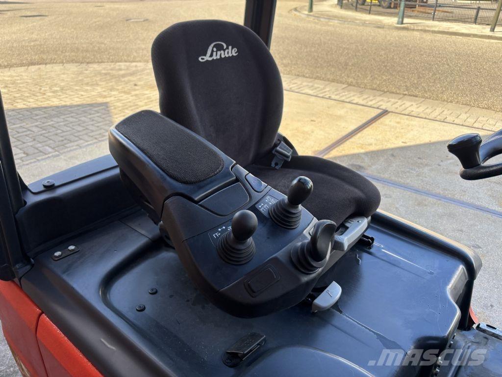 Linde E18L-02 Chariots élévateurs électriques
