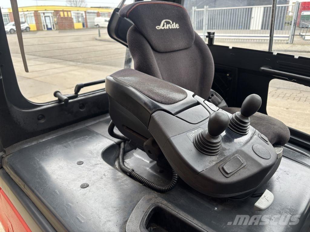 Linde E25HL-01/600 Chariots élévateurs électriques
