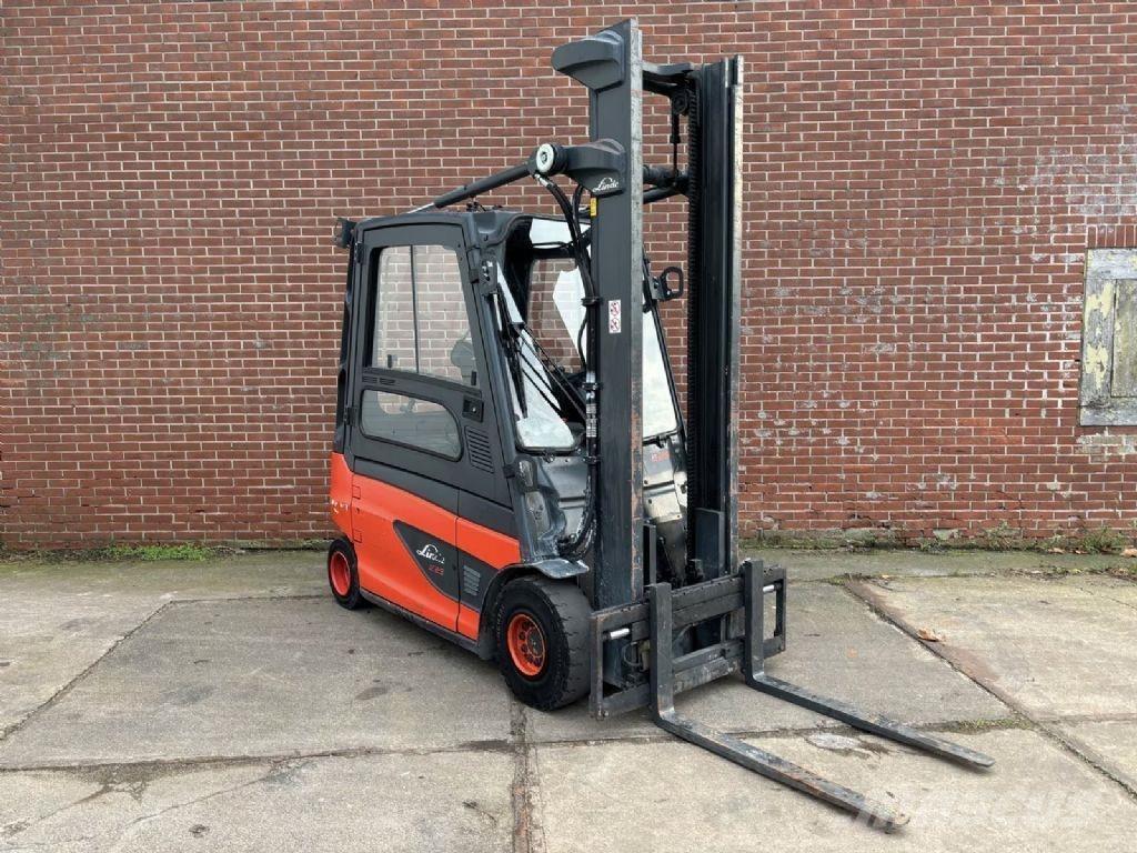 Linde E25L-01 Chariots élévateurs électriques