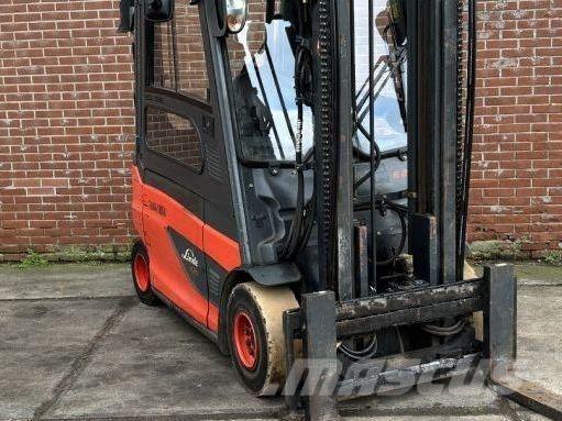 Linde E25L-01 Chariots élévateurs électriques