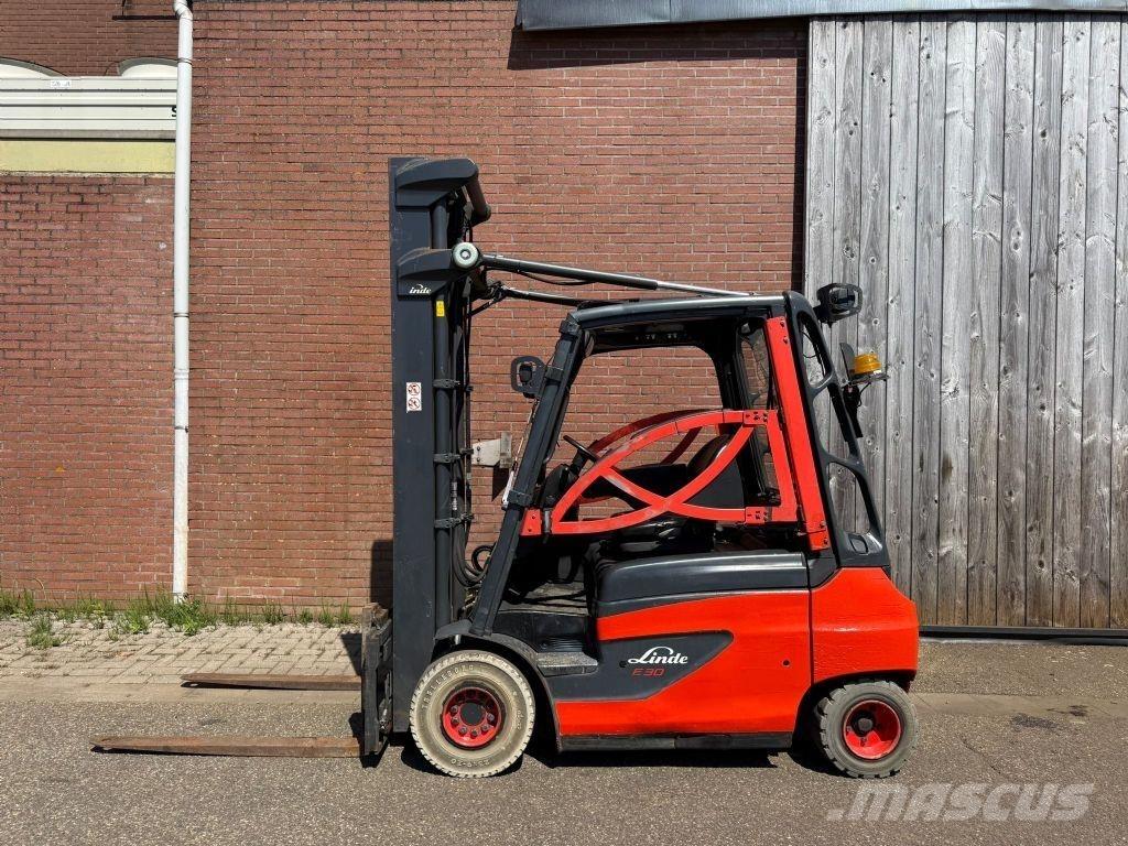Linde E30-01 Chariots élévateurs électriques