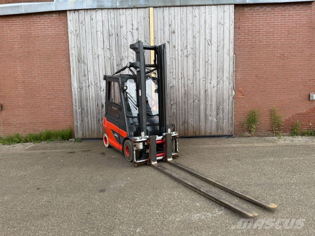 Linde E30-01 Chariots élévateurs électriques