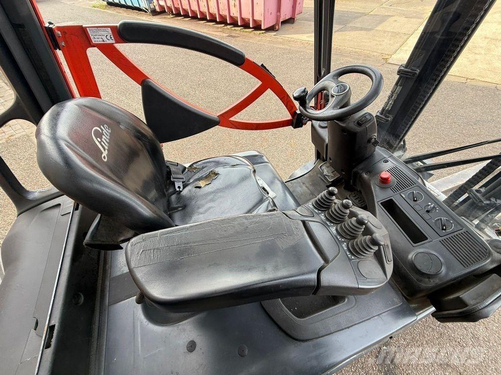 Linde E30-01 Chariots élévateurs électriques
