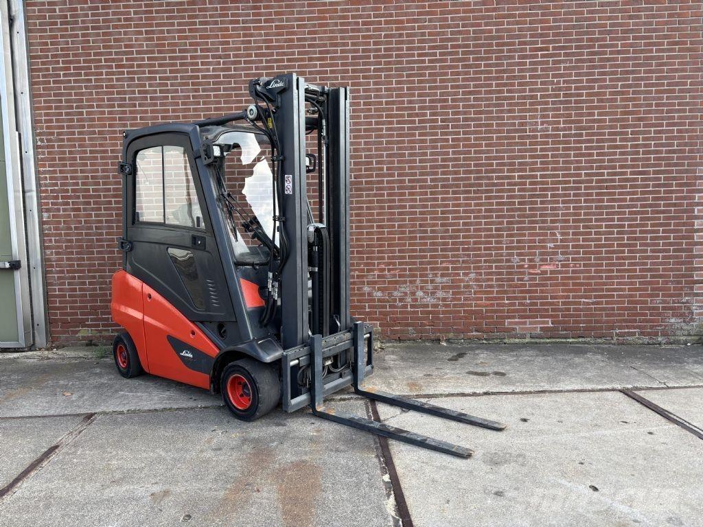 Linde H20D-01 Chariots diesel