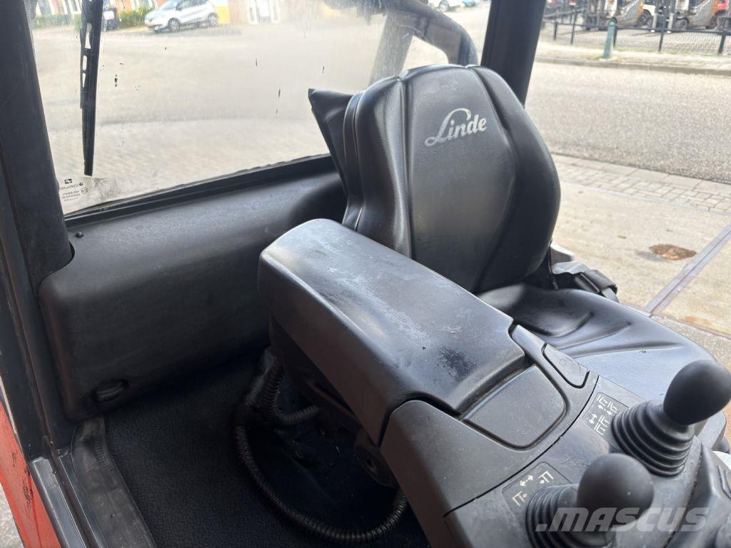Linde H25D-02 Chariots diesel