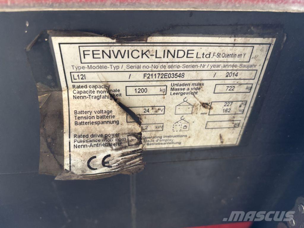 Linde L12i Gerbeur accompagnant
