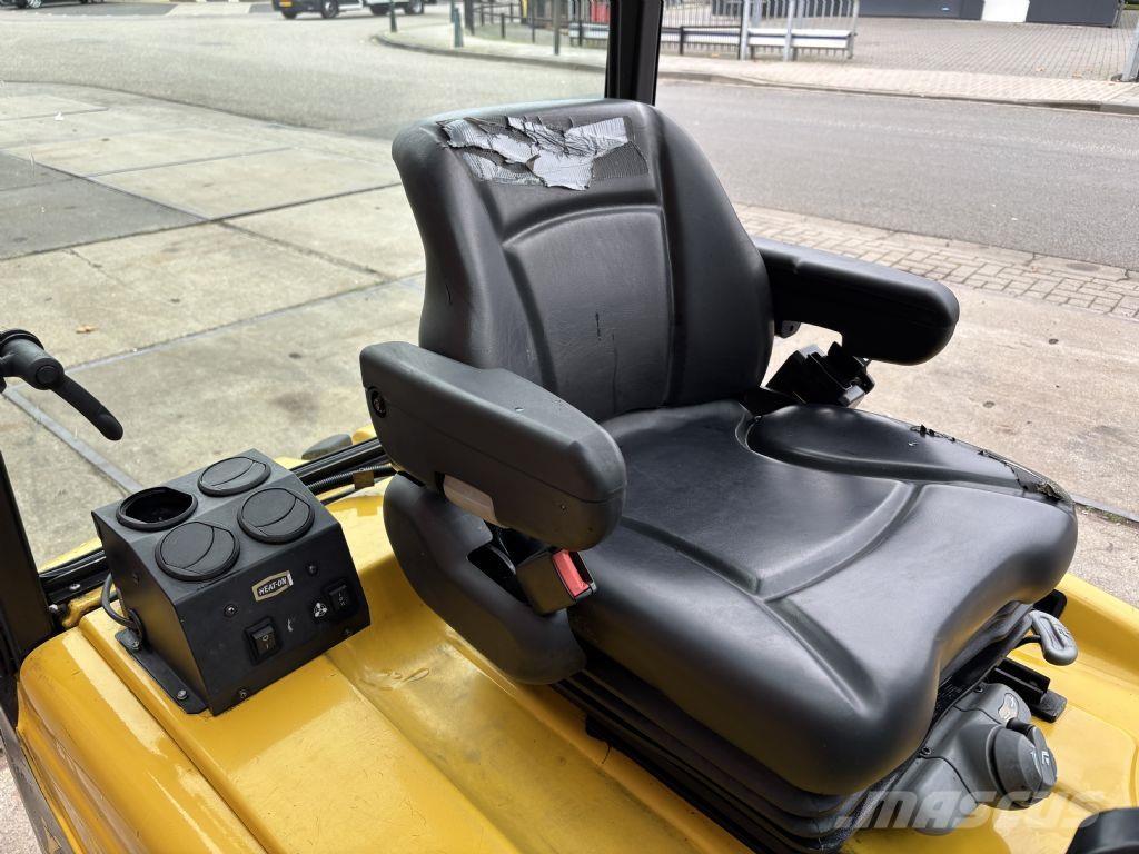 Yale ERP16VT Chariots élévateurs électriques