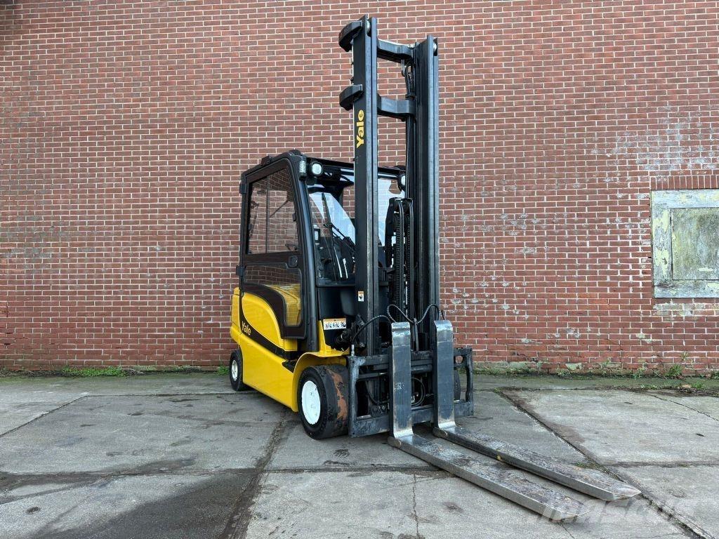 Yale ERP35VL F2945 Chariots élévateurs électriques