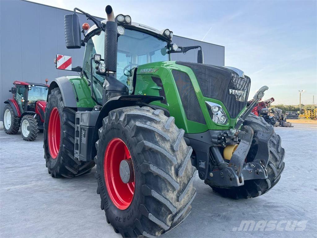 Fendt 828 Tracteur