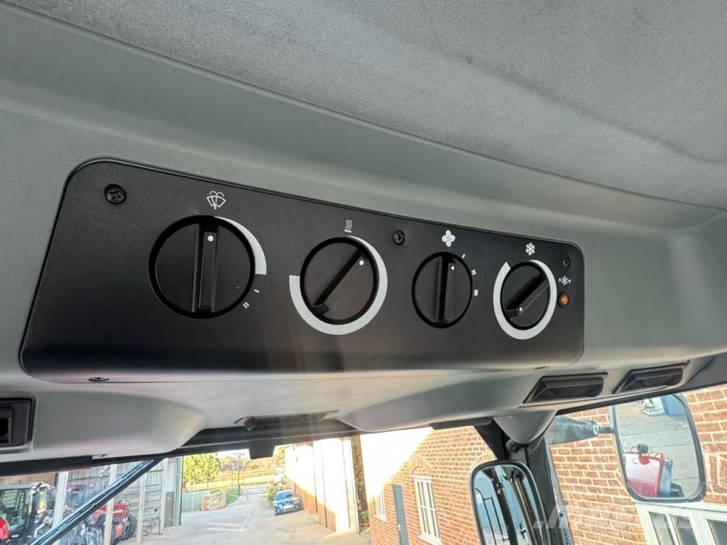 CASE MX 135 Tracteur