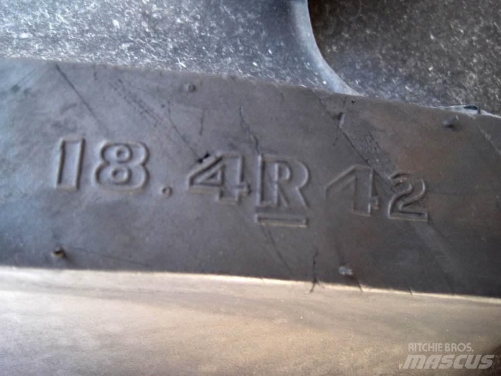 Goodyear  Autres équipements pour tracteur