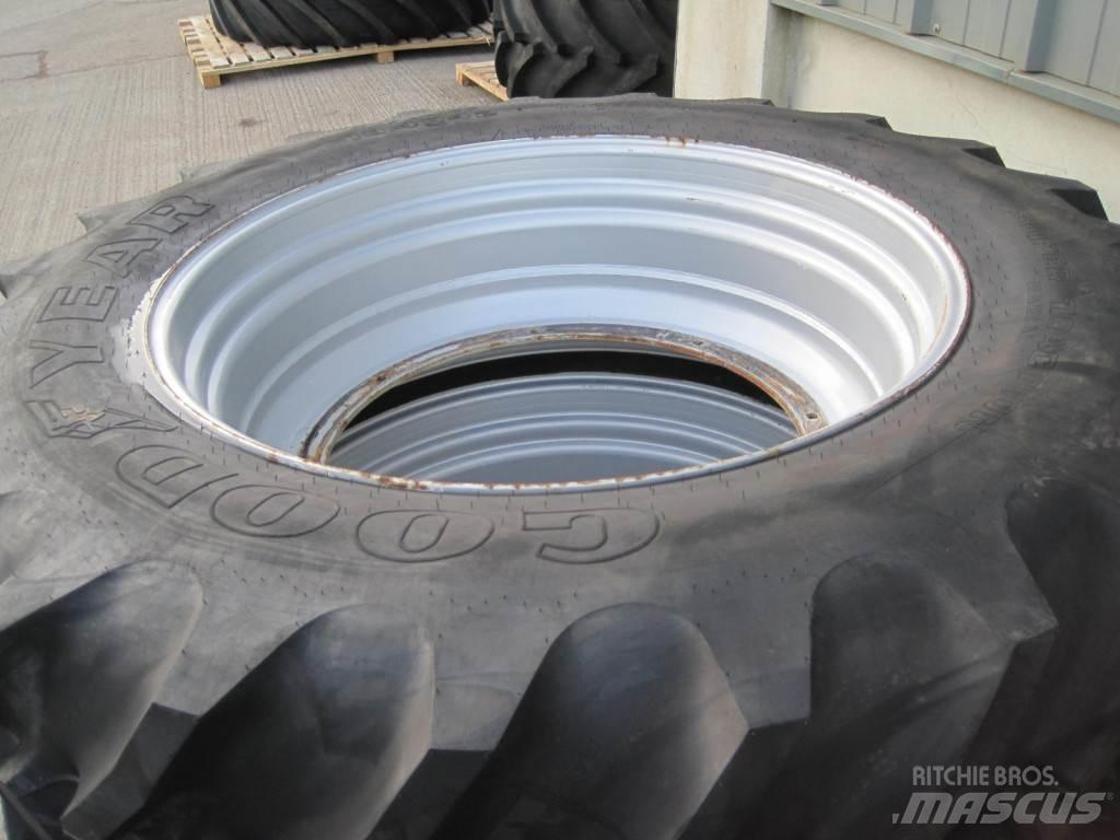 Goodyear  Autres équipements pour tracteur