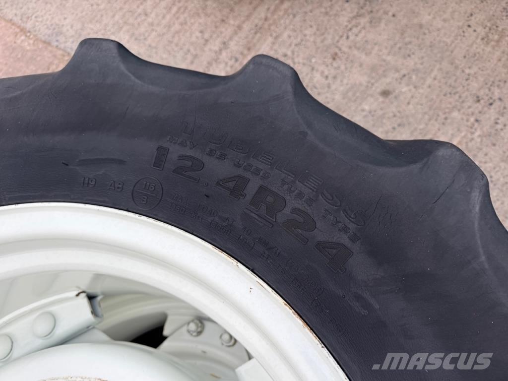 Goodyear 120 Autres équipements pour tracteur