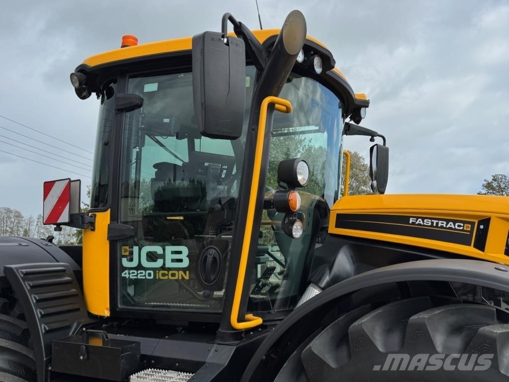 JCB 4220 iCON Tracteur